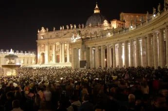 Ambasada Vaticanului pregateste Cartea de Condoleante