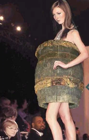 Butoiul de varză de la Rotonda 17