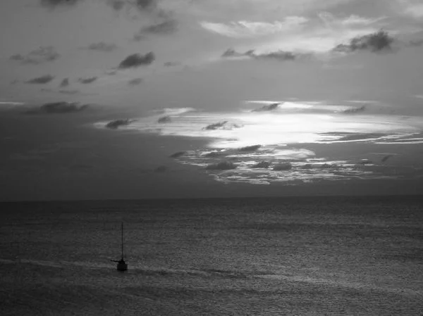 două a și  două v în ace