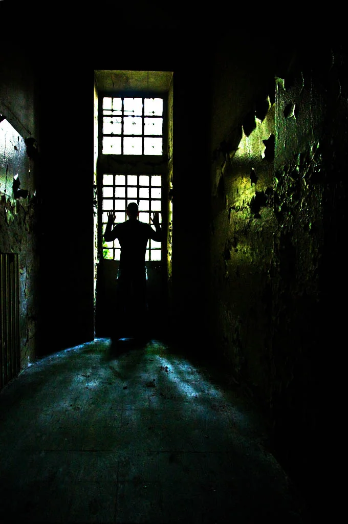 flash di  beatitudine in mezzo a fantasmi