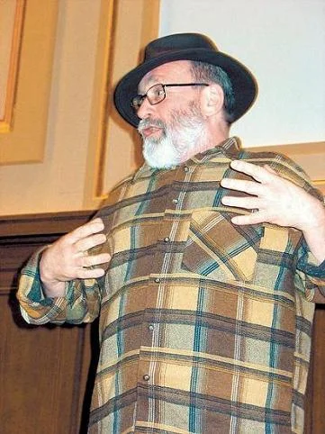 Ion Mureșan, între draperiile existenței