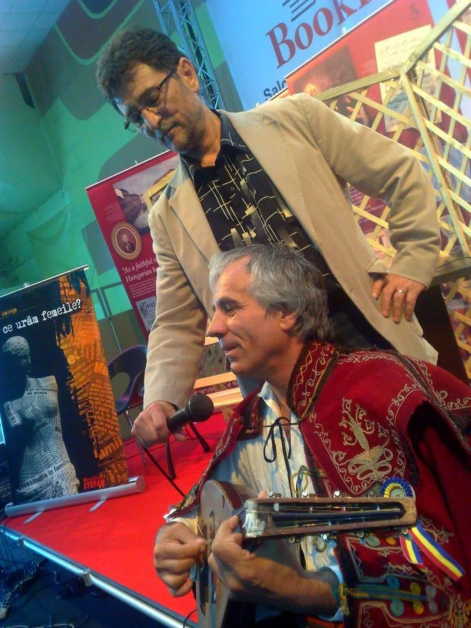 Lira Tracă versus Coroana Sfântului Ștefan