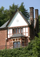 La Villa Marguerite-Yourcenar, centre départemental de résidence d'écrivains européens