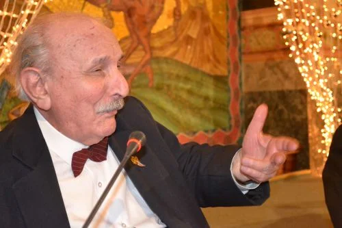 Nicolae-Paul Mihail, Sinaia. Atât.