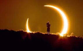 éclipse de nous