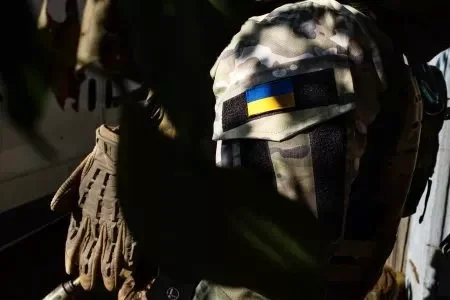 Doi ani, trei săptă­mâni și patru zile 