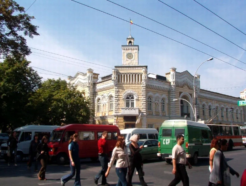 Epigrama pe piedestalul Literaturii Române