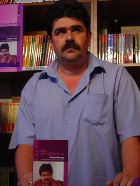 “Fanionul roșu” al lui Radu Paraschivescu a obținut Premiul național Ioan Chirilă