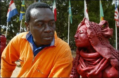 \"La marche de l\'homme vers la promesse de l\'universel\" : exposition du sculpteur Lamine Barro