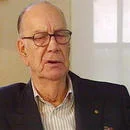 El Paseo do Espolón de Padrón cuenta desde hoy con un monumento dedicado al Nobel Camilo José Cela