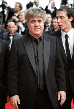 Almodóvar inaugura Festival de Cannes con su nueva película