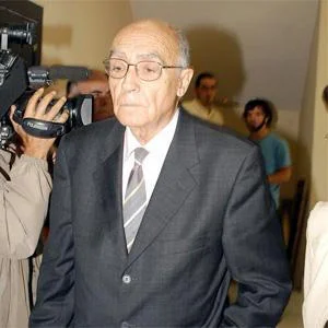 El Cervantes de París acoge una exposición fotográfica contra el terrorismo con textos de Saramago o Vargas Llosa