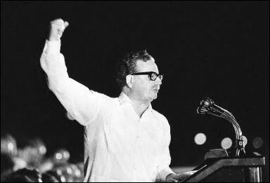 \"Salvador Allende\", un film-document sur sa vie et son oeuvre