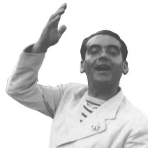 El poeta Ángel González, ganador del I Premio Internacional de Poesía Federico García Lorca