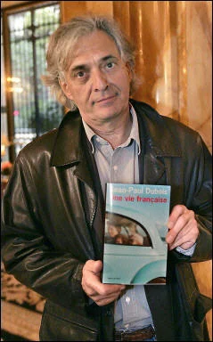 Le prix Femina 2004 attribué à Jean-Paul Dubois pour \"Une vie française\"
