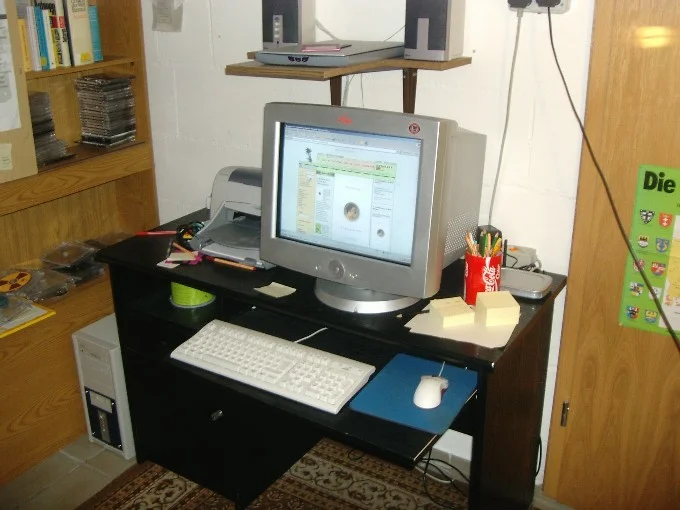 Zum 1. Geburtstag der deutschen Site von agonia.net / poezie.ro