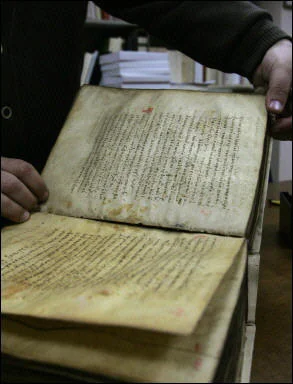 Quand l\'imagerie médicale fait émerger une \"Apologie de Socrate\"