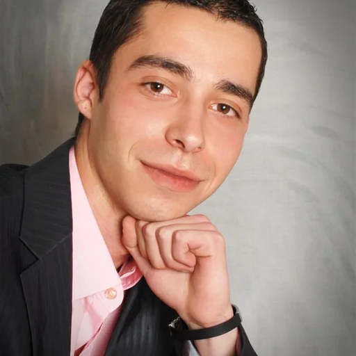 @udrescu-catalin-stefan