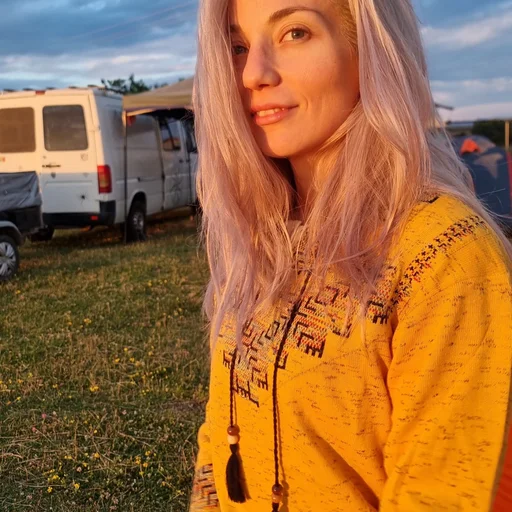 Flo Dumi