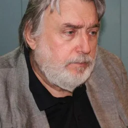 Portret Adrian Păunescu