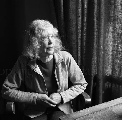 Portret Fleur Adcock