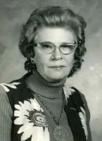 Portret Lorraine Ellis Harr