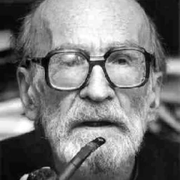 Portret Mircea Eliade