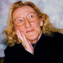 Portret Nina Cassian